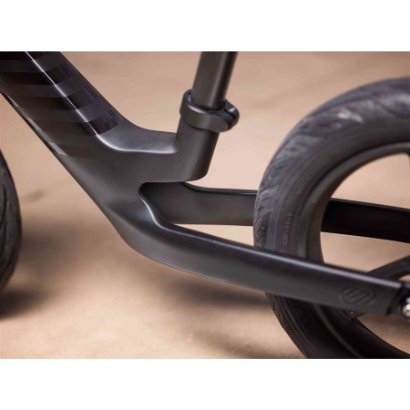 detail Giant PRE rCarbon Push Bike