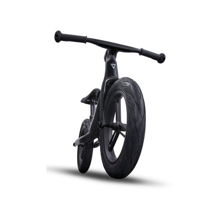 detail Giant PRE rCarbon Push Bike