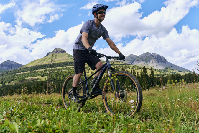 detail Giant Talon 29 0 Ultra Navy