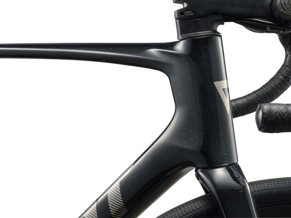 detail Giant Defy Advanced 2