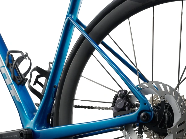 detail Giant Defy Advanced Pro 0