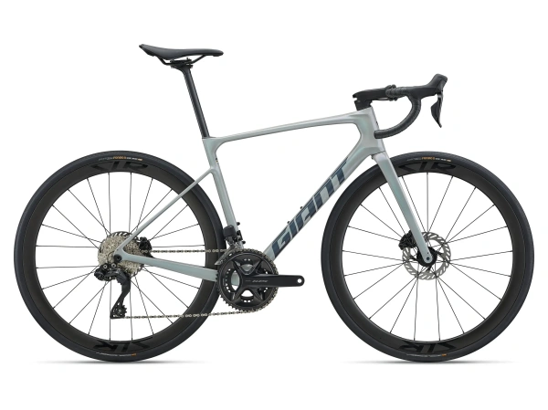 detail Giant Defy Advanced 0
