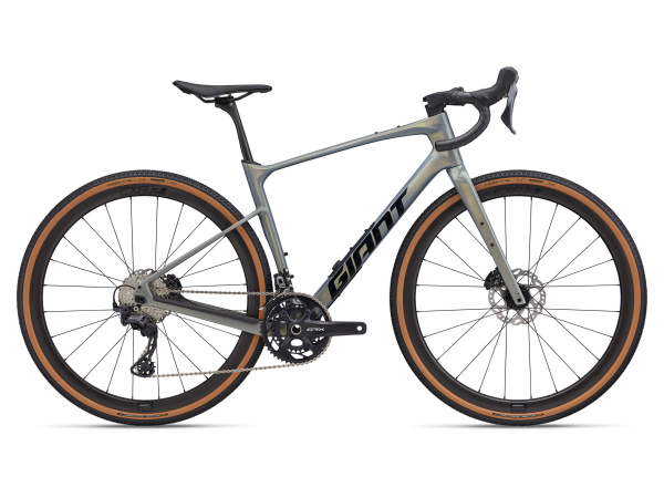 detail GIANT Revolt Advanced 0