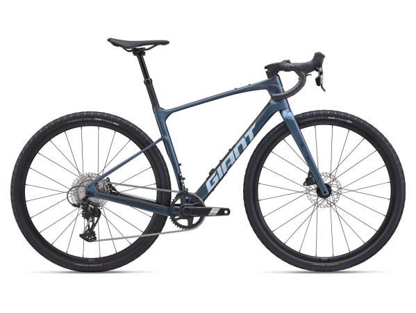 detail GIANT Revolt Advanced 1