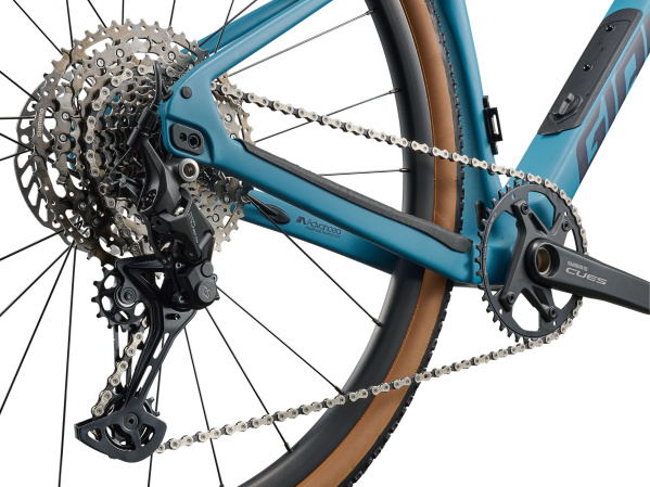 detail Giant Revolt Advanced 3