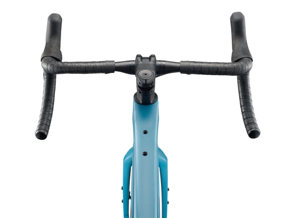 detail Giant Revolt Advanced 3