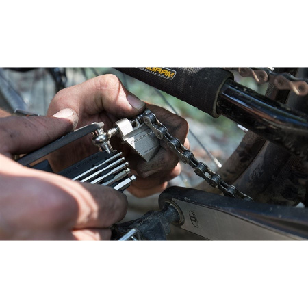 detail Blackburn Wayside Multi Tool