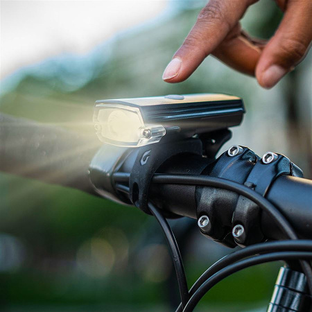 detail BLACKBURN Dayblazer 550 + Grid Rear (Set) USB-C