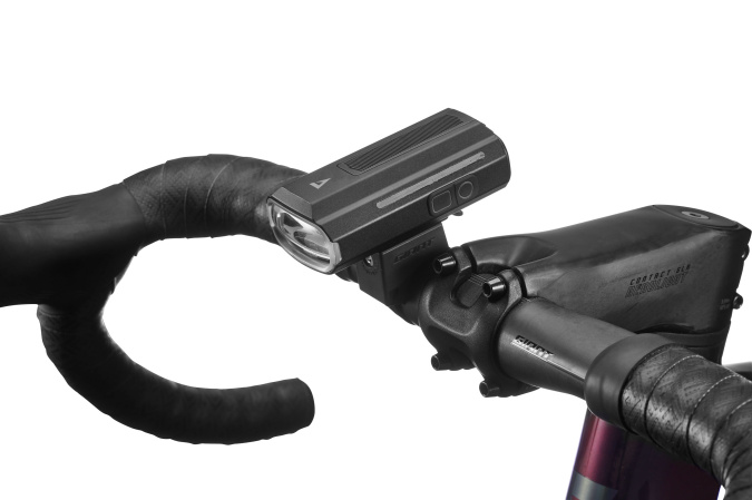 detail Giant Recon Plus HL 1400