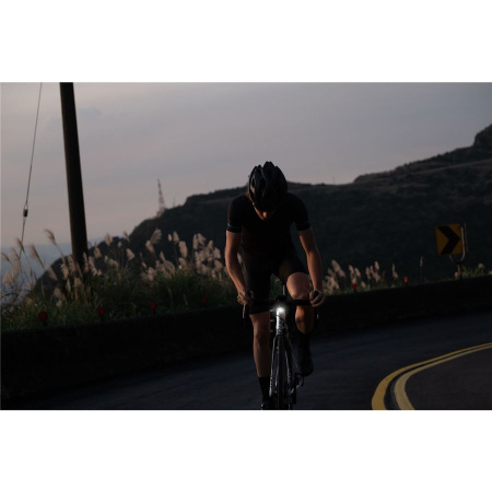 detail Giant Recon HL 100