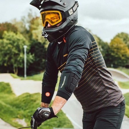 detail G-FORM Pro Rugged 2 Elbow