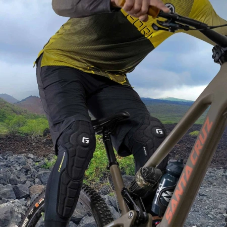 detail G-FORM Pro Rugged 2 Knee-Shin